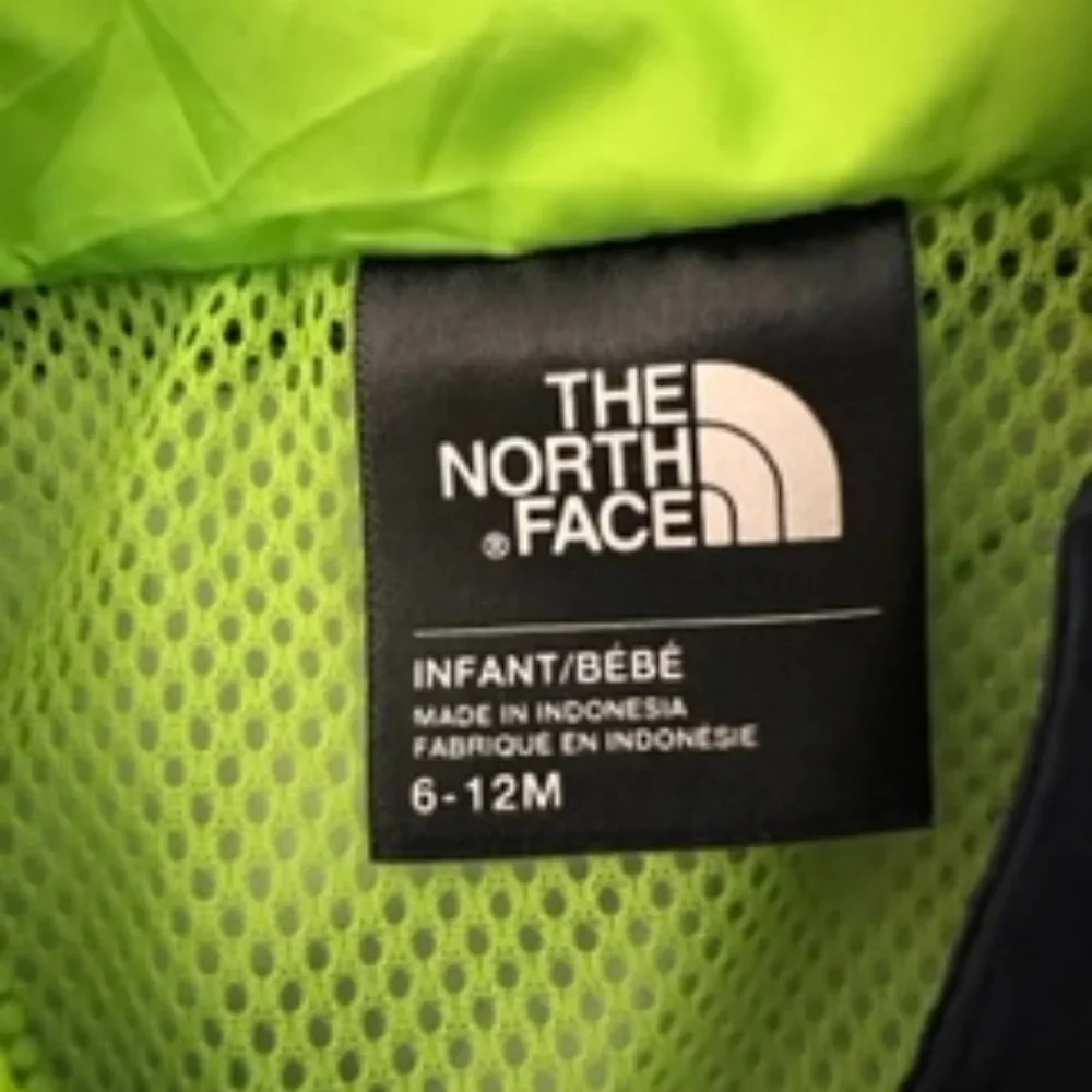 THe north face kids 6-12 months rain jacket with hoodie nwot